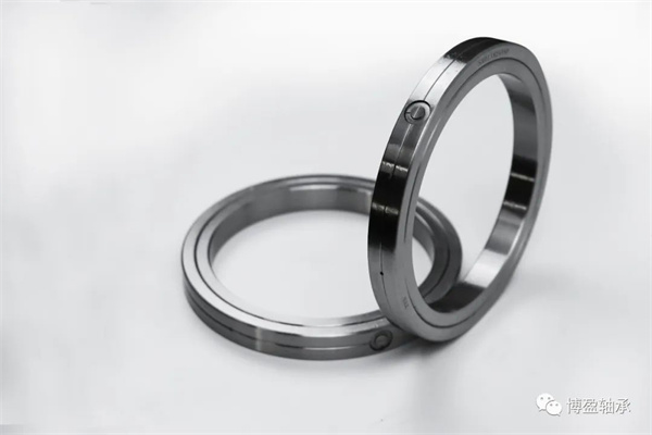 SX型交叉滾子軸承